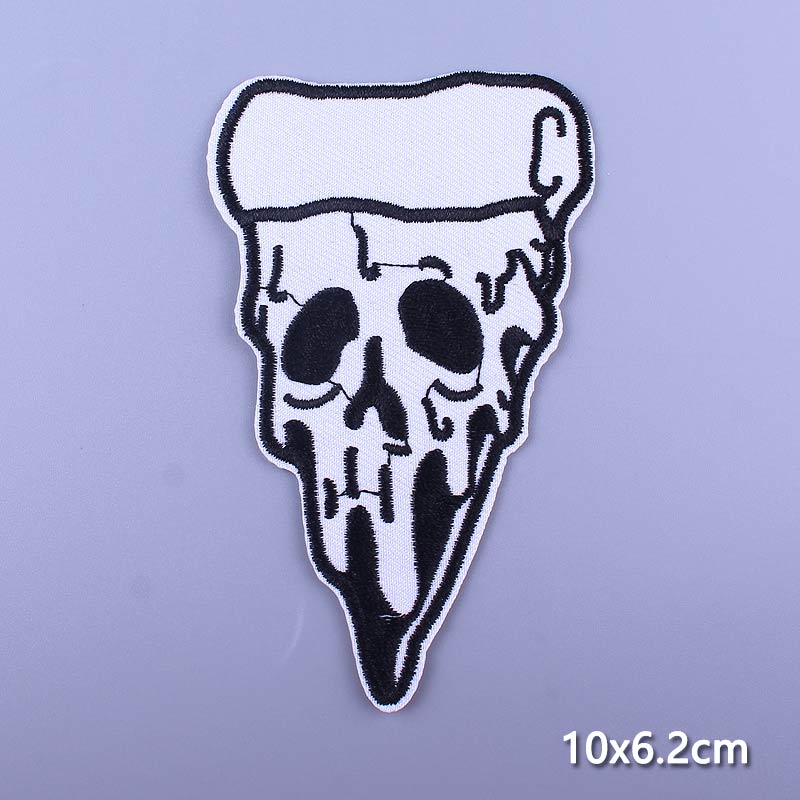 Japan Anime Cartoon Patches On Clothes Skull Heart Iron on Embroidered Patches For Clothing DIY Hippie Stripe Applique Badge diy