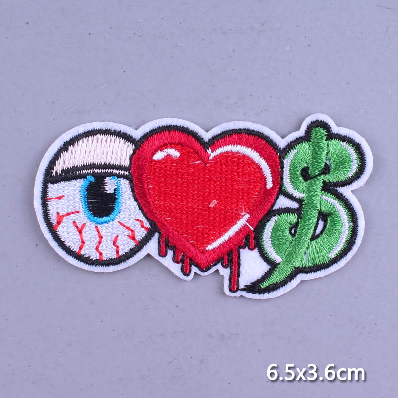 Japan Anime Cartoon Patches On Clothes Skull Heart Iron on Embroidered Patches For Clothing DIY Hippie Stripe Applique Badge diy