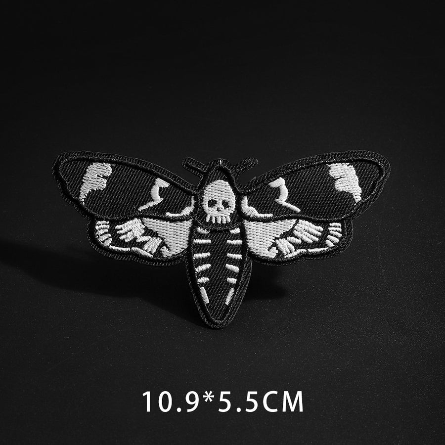 Fine Wolf Leopard Spider Web Patches Black Animal Pokers Rose Wolf Cat Appliques Iron On Bullet Tooth Clothes Jeans Badges
