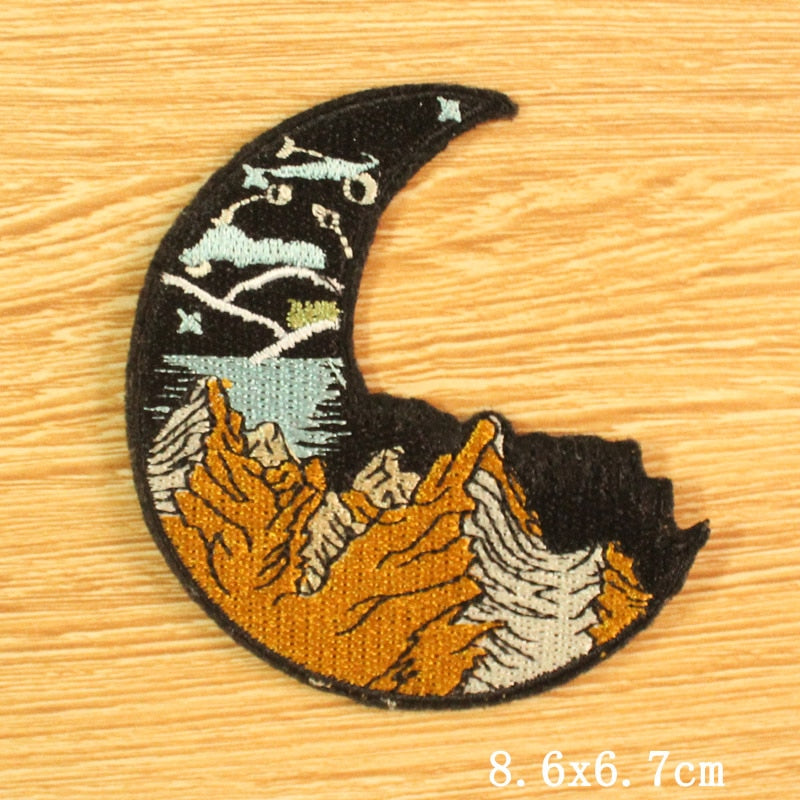 DIY Mountain Trave Embroidered Patches For Clothing Applique Iron on Patches On Clothes Space Patch Traveler Badges Stripes