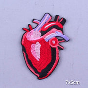 Japan Anime Cartoon Patches On Clothes Skull Heart Iron on Embroidered Patches For Clothing DIY Hippie Stripe Applique Badge diy