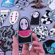 Japan Anime Cartoon Patches On Clothes Skull Heart Iron on Embroidered Patches For Clothing DIY Hippie Stripe Applique Badge diy